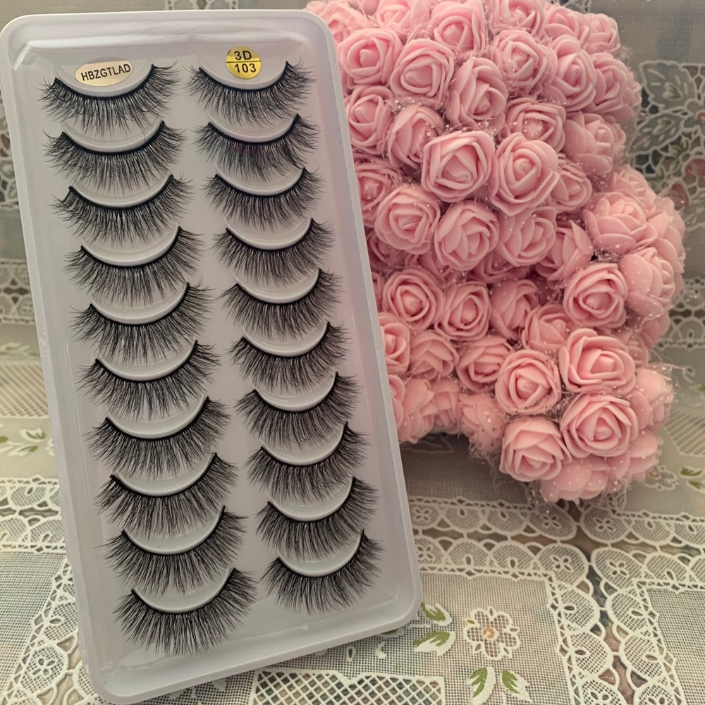Fake eyelashes